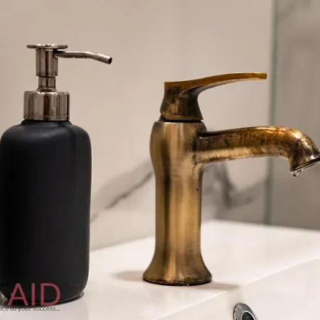 M10 - Hostaid Apartman *